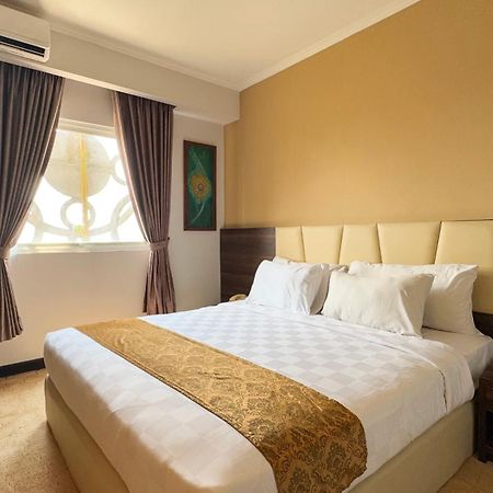 Lorin Syariah Solo Hotel Ngoại thất bức ảnh