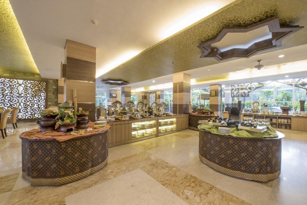 Lorin Syariah Solo Hotel Ngoại thất bức ảnh