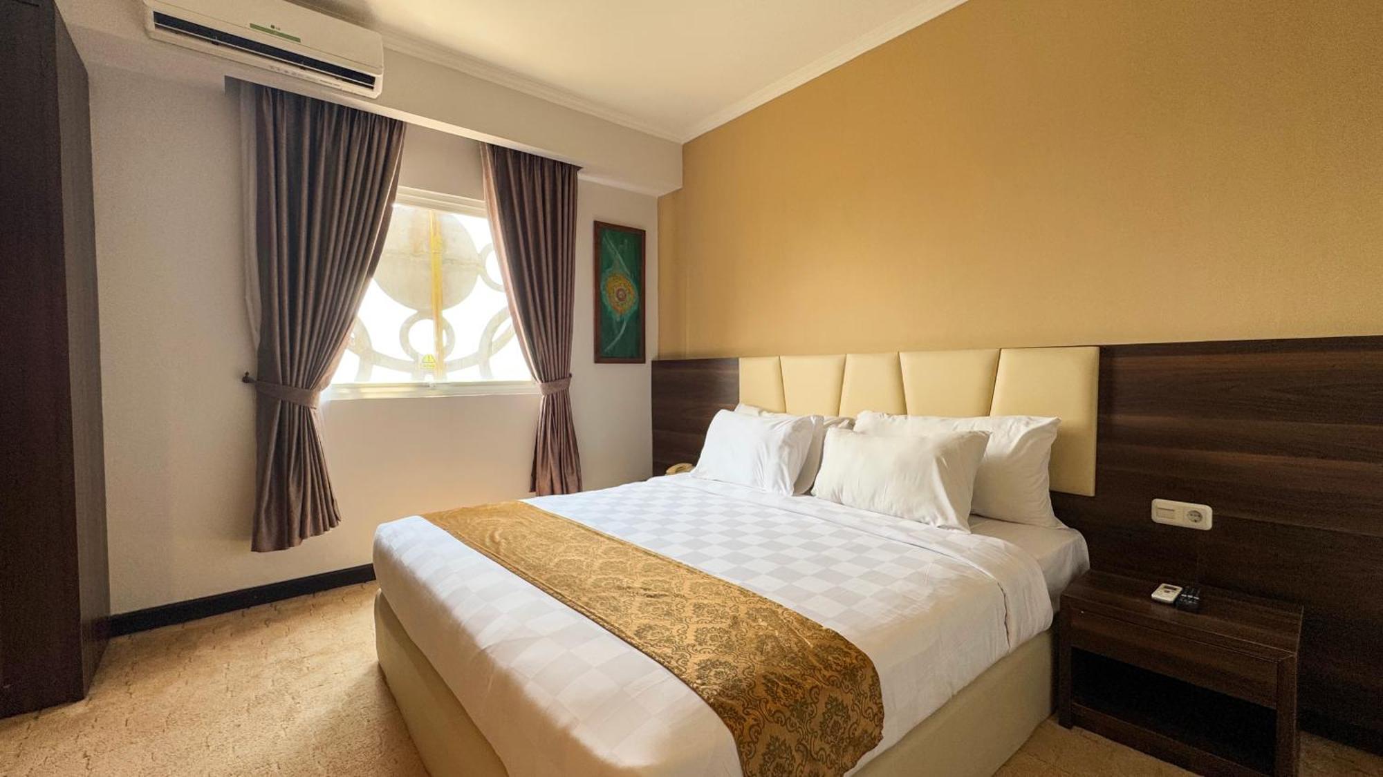Lorin Syariah Solo Hotel Ngoại thất bức ảnh