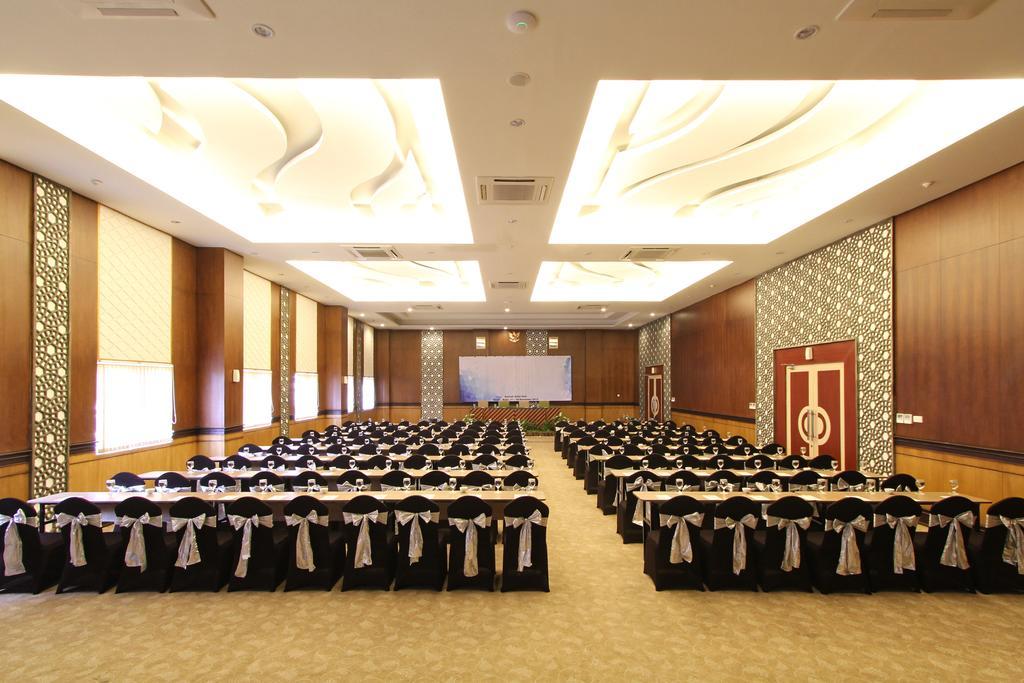 Lorin Syariah Solo Hotel Ngoại thất bức ảnh