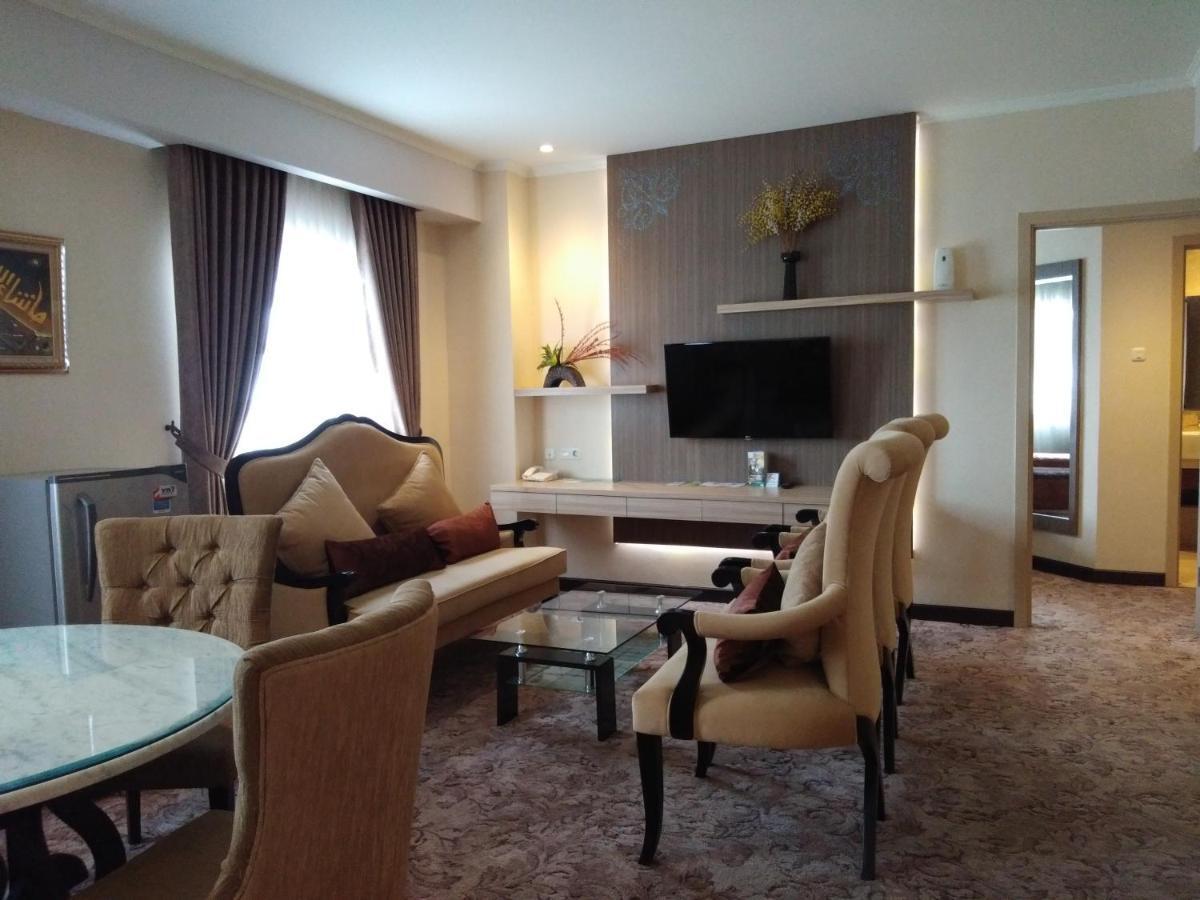 Lorin Syariah Solo Hotel Ngoại thất bức ảnh